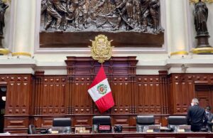 Fujimorismo prepara texto sustitutorio de adelanto de elecciones con propuestas inviables