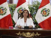 Presidenta de la República reitera que no renunciará