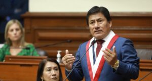 José Pazo (SP) jura como congresista en reemplazo de Wilmar Elera