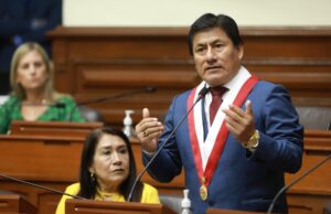 José Pazo (SP) jura como congresista en reemplazo de Wilmar Elera