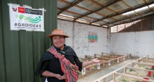 Midagri entregó 29 galpones a asociación agraria en Junín