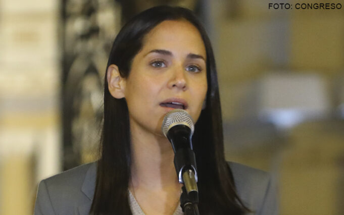 Para congresista Sigrid Bazán, la protesta pacífica no genera cambios