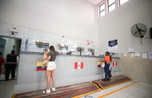 Urge reformar la política migratoria en el Perú