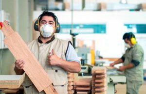 Debido a las Protestas en Perú, más de un millón de trabajadores formales podrían perder sus empleos
