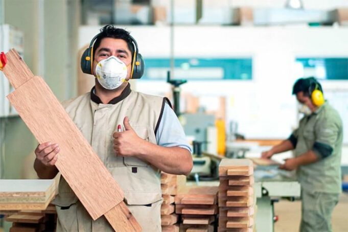 Debido a las Protestas en Perú, más de un millón de trabajadores formales podrían perder sus empleos