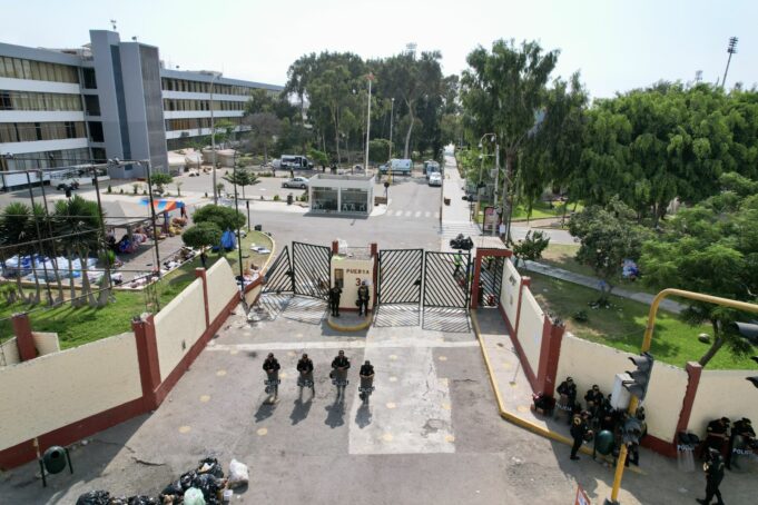 El Ministerio Público liberó a 192 personas(mujeres) del grupo de detenidos durante la intervención policial en la Universidad Nacional Mayor de San Marcos (UNMSM)