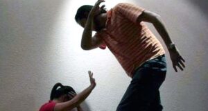 Ley prohíbe expulsión de extranjeras con hijos