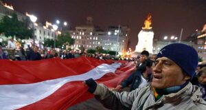 Los colmillos del lobo