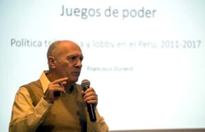 Francisco Durand: dardos al poder en el Perú