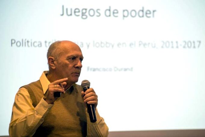 Francisco Durand: dardos al poder en el Perú