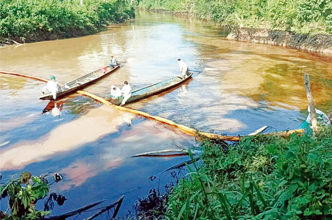 Detectan otro derrame de petróleo en el Oleoducto Nor Peruano