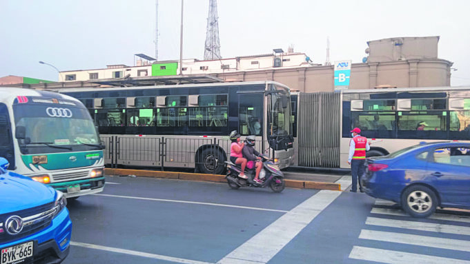 El transporte en crisis en Lima en crisis permanente