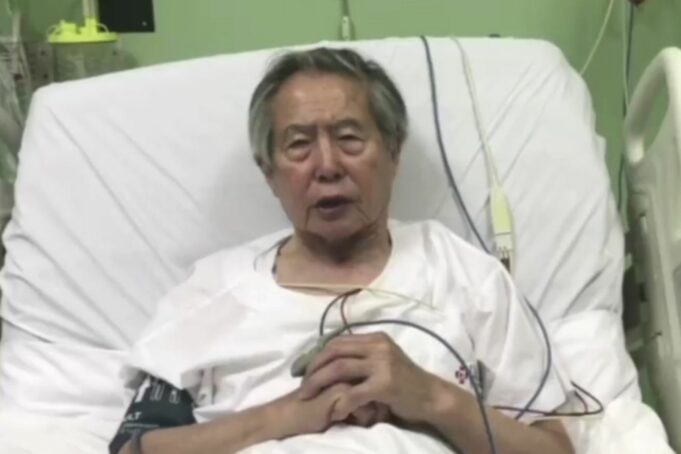 Alberto Fujimori fue trasladado de emergencia a hospital de Ate