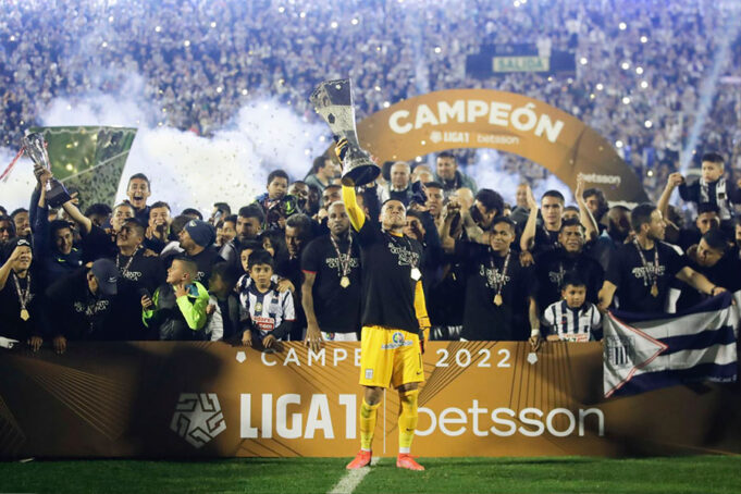 ¡Alianza Lima celebra 122 años llenos de gloria íntima!