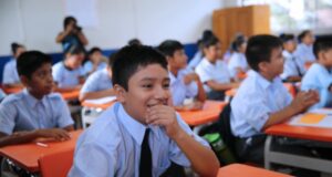 Pese a protestas, clases escolares se inician el 13 de marzo