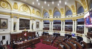 Congreso vuelve a rechazar adelanto de elecciones y referéndum para asamblea constituyente