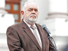 Digna Calle: Montoya quiere aumento de sueldo a congresistas Digna Calle: Montoya quiere aumento de sueldo a congresistas