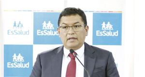 CGTP exige salida inmediata del presidente de EsSalud