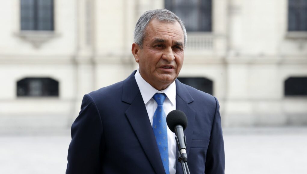 Gobierno impulsa el terruqueo masivo contra usuarios de redes sociales