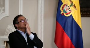 Congreso declara persona no grata a Gustavo Petro