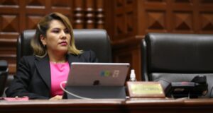 ¡RENUNCIA A SU SUELDO!: Digna Calle dimite a todos sus beneficios legislativos