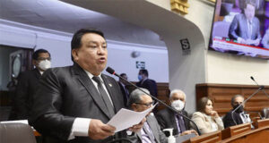 José Luna exhorta a la Fiscalía y Contraloría José Luna exhorta a la Fiscalía y Contraloría