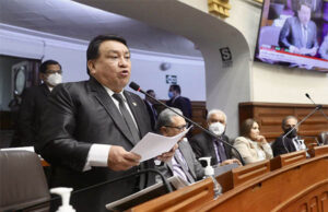 Poder Judicial extiende el plazo de investigación contra el congresista José Luna Gálvez por 12 meses José Luna exhorta a la Fiscalía y Contraloría