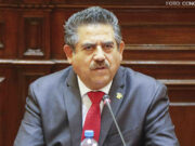 Manuel Merino pide a Dina Boluarte que renuncie a la presidencia