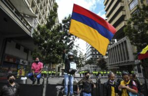 Protestas en favor y en contra de Gustavo Petro en Colombia
