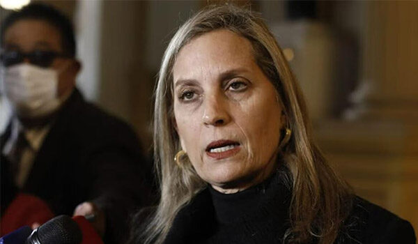 María del Carmen es un peligro: quiere reemplazar a Jerí, pero es conocida por sus posturas de racismo y clasismo