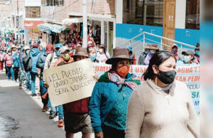 Las regiones continúan movilizadas