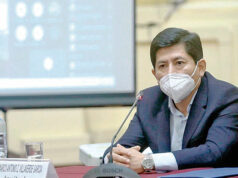 Villaverde podría ser autorizado para viajar a España