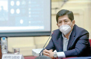 Villaverde podría ser autorizado para viajar a España