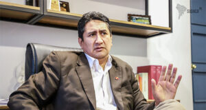 Con un pie en libertad:Anulan prisión preventiva de 18 meses contra Vladimir Cerrón