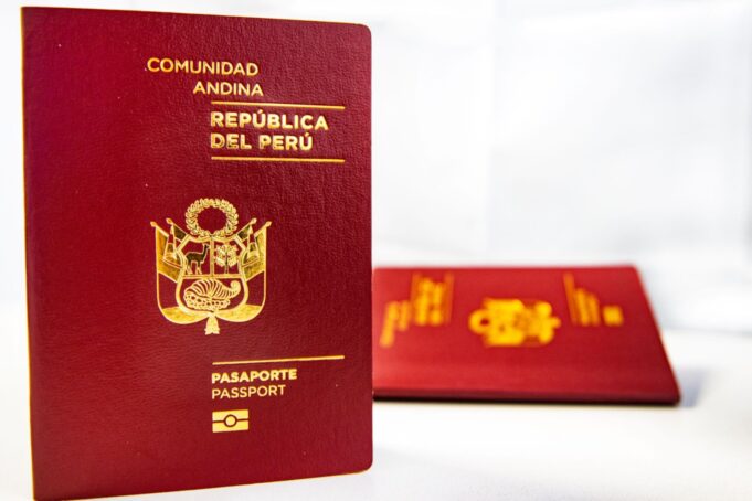 Migraciones emitió más de 100 mil pasaportes durante la actual gestión