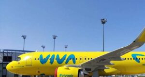Aumento de precios en pasajes aéreos desde Lima a Colombia tras suspensión de operaciones de aerolínea