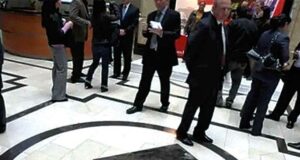 Bolsa de Valores de Lima inicia con ganancias