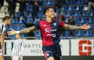 Lapadula anotó dos goles en triunfo del Cagliari 4-1 sobre Ascoli