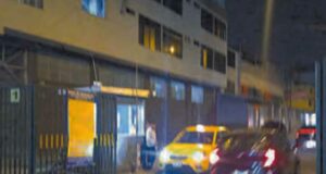 Vecinos ponen rejas por su seguridad