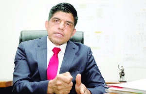 Exministro Carrasco acusa “persecución, venganza política y discriminación” Exministro Carrasco acusa “persecución, venganza política y discriminación”