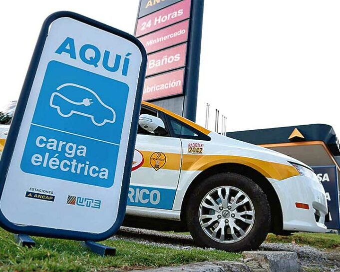 CAF destinará USD 122 millones para impulsar movilidad eléctrica