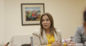 Congresista Magaly Ruiz despidió a su asesor acusado de cobrar cupos