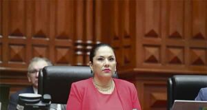 ¡Congresista Digna Calle lleva más de 60 días fuera del país!