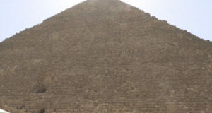 Egipto: hallan túnel escondido en la pirámide de Keops