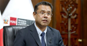 Ministro de Justicia sobre asistencia de Boluarte en Fiscalía: “Que haya ido es positivo” Ministro de Justicia sobre asistencia de Boluarte en Fiscalía: “Que haya ido es positivo”