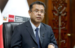 Ministro de Justicia sobre asistencia de Boluarte en Fiscalía: “Que haya ido es positivo” Ministro de Justicia sobre asistencia de Boluarte en Fiscalía: “Que haya ido es positivo”