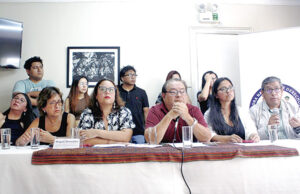 El TC rompe equilibrio de poderes y otorga poder absoluto al Congreso El TC rompe equilibro de poderes y otorga poder absoluto al Congreso