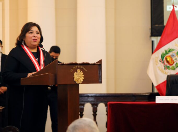 Jueza Suprema Emilia Bustamante destaca importancia del Método Jurídico en la labor judicial