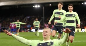 Manchester City ganó al Palace 1-0 y mete presión a líder Arsenal