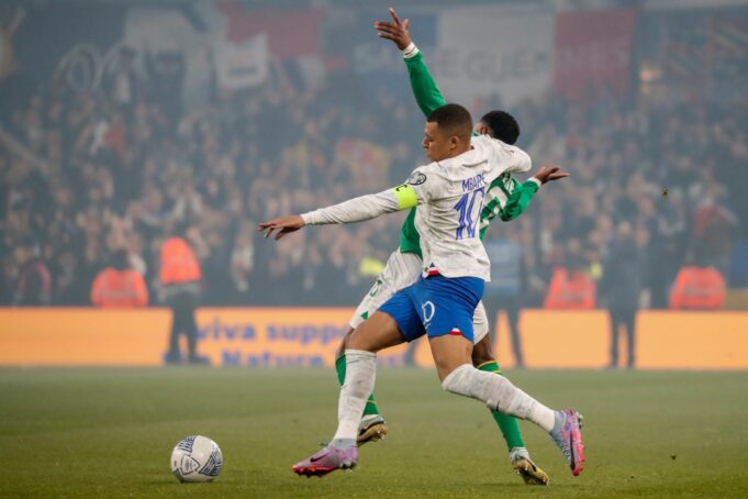 Francia consiguió segundo triunfo ante Irlanda del Norte por 1-0 en la Eurocopa